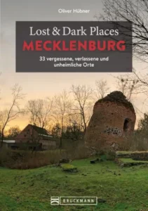 Cover Lost & Dark Places Mecklenburg